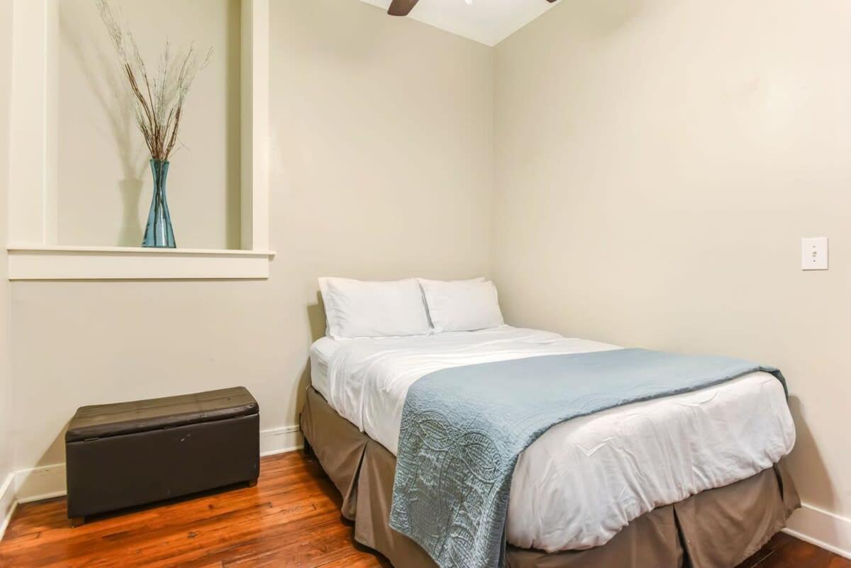 E Bay St Loft By City Market And River Street Savannah Exterior foto